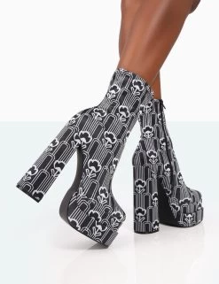 Supreme Black Floral Print Nylon Platform Block Heel Ankle Boots 9 Supreme Black Floral Print Nylon Platform Block Heel Ankle Boots -Chic Footwear Shop 771A0003