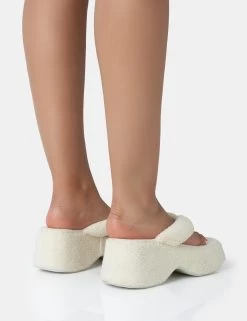 Havana Ecru Towelling Flip Flop Chunky Platform Sandals -Chic Footwear Shop 771A3457 f9d8c55d d2d4 4fb1 aedb c5c4b2a1f617