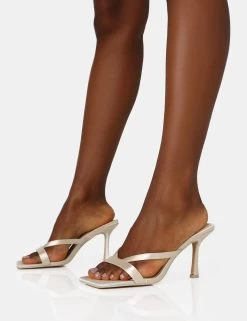 Arwen Off White Satin Toe Post Mule Mid Stiletto Heels 8 Arwen Off White Satin Toe Post Mule Mid Stiletto Heels -Chic Footwear Shop IMG 1288